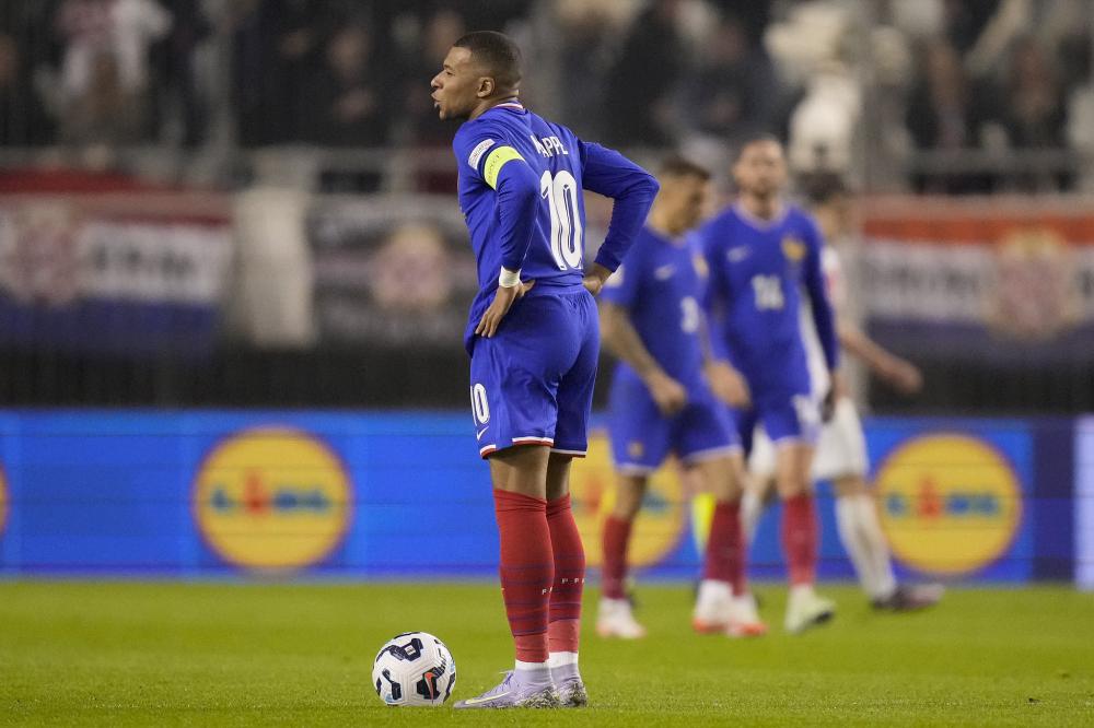 斯基拉：一家沙特俱乐部准备报价吉拉西，年薪约2000万欧