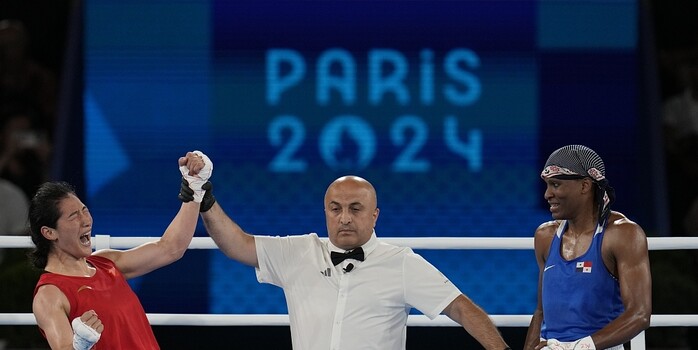 纳格尔斯曼谈征召萨内：他在欧冠和土超表现得很好